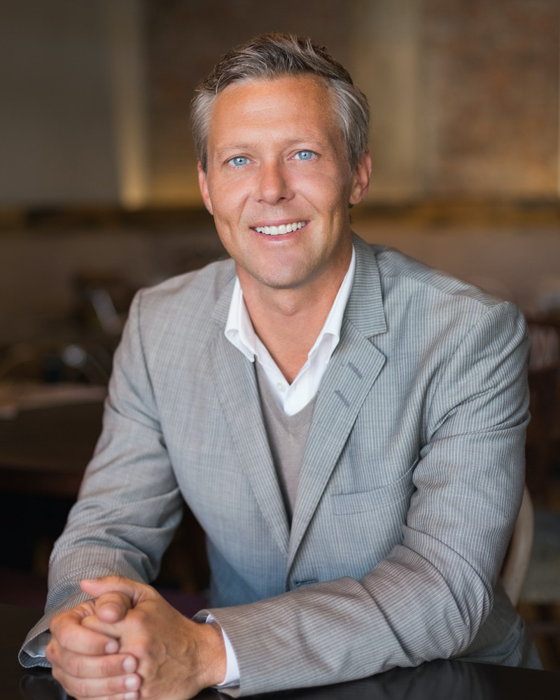 <strong>Bryan Floyd</strong>